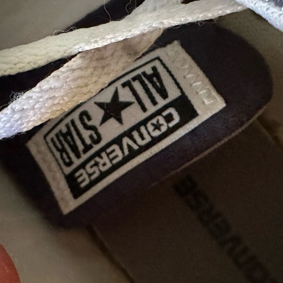 Converse Chuck Taylor All Stars Low Tops White Leather Juniors 5 Sneakers Shoes - Picture 12 of 13